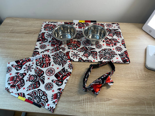 White, Black Red Indigenous Paws Set